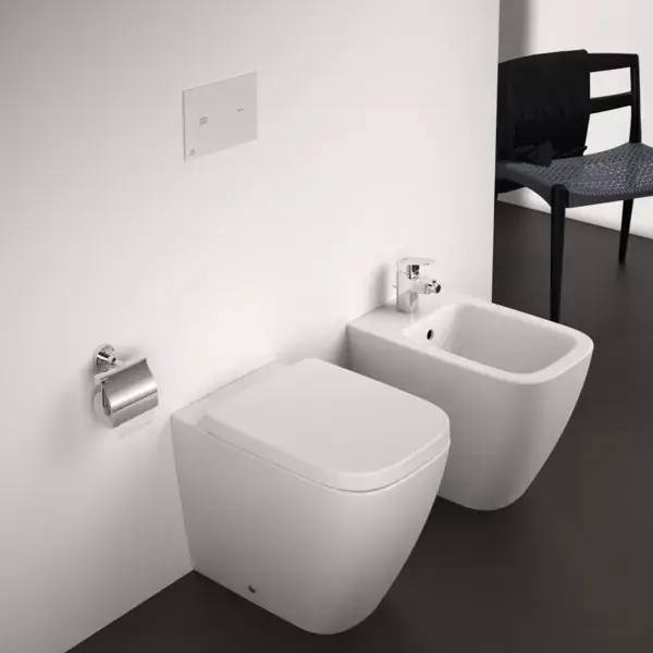 Bideu stativ BTW, cu fixare complet ascunsa, Ideal Standard i.Life B T461701 Bestseller
