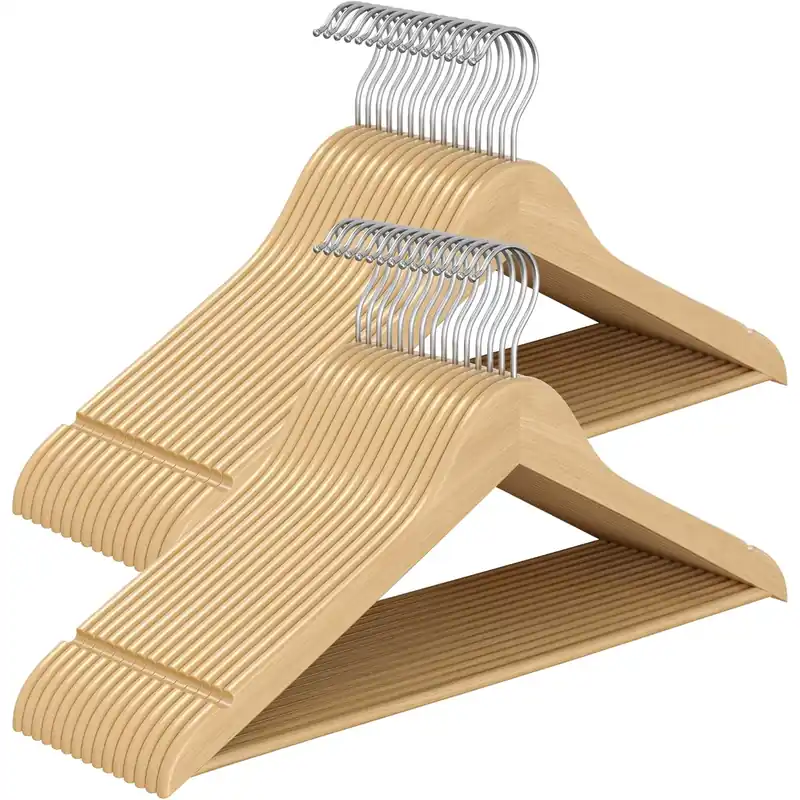 Cumpără acum SONGMICS Set de 30 de umerase din lemn, carlige rotative 360°, cu bara pentru pantaloni, 43 cm, natur