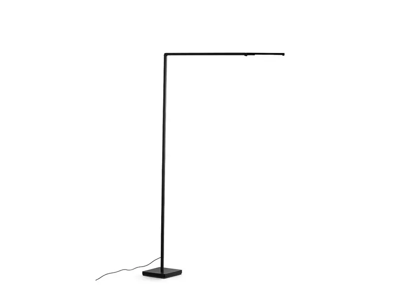 Bestseller Lampadar Untitled Reading Linear, negru - Nemo Lighting