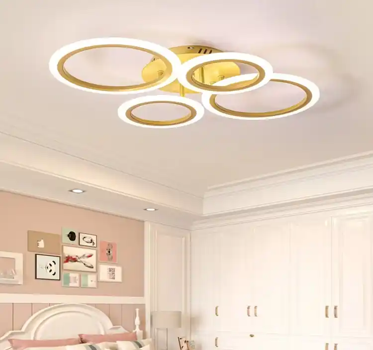 Lustra LED 86W Rings 4 Cercuri Auriu, Telecomanda Preferatul clienților