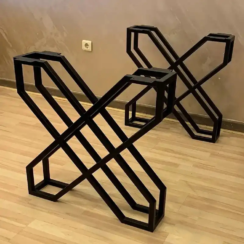 Nu rata Set 2 Picioare Masă Metal, 70x72 cm