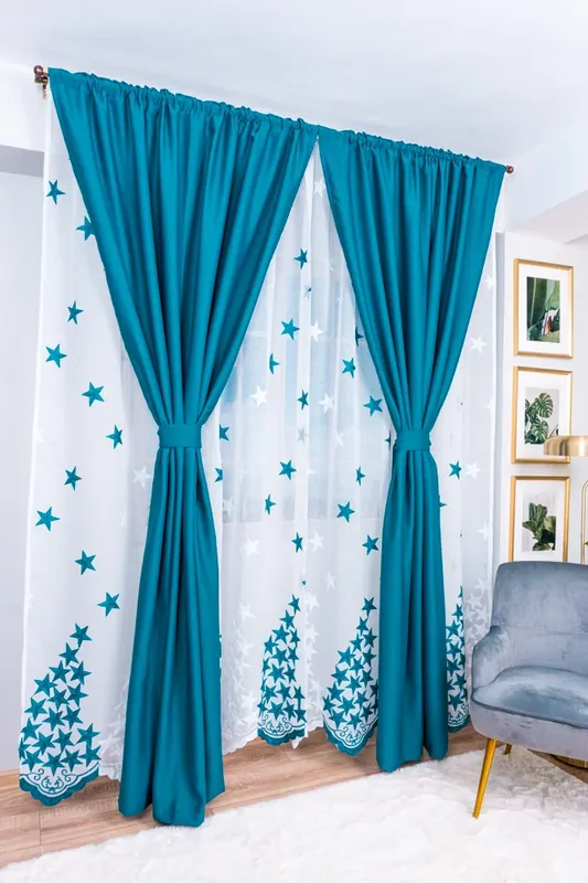 Set Marina Perdea din In cu Stelute Turcoaz si Draperie Turcoaz Blackout Eleganta Reduceri